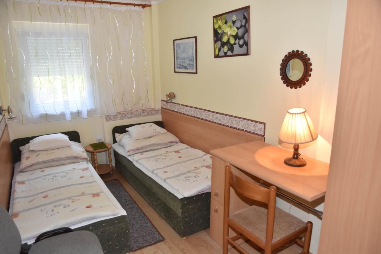 Gyenesi Virág Apartman Gyenesdiás Exterior foto